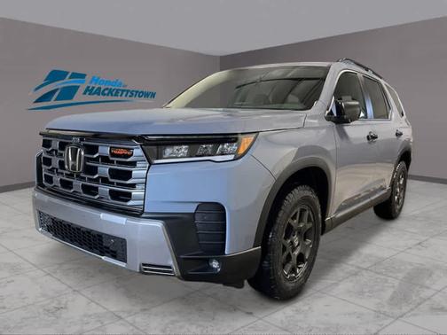 Sonic Gray Pearl 2026 Honda Pilot TrailSport