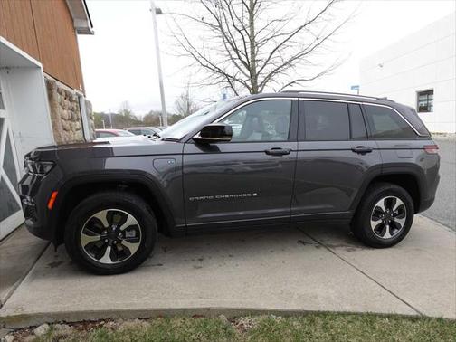 2023 Jeep Grand Cherokee 4xe Base