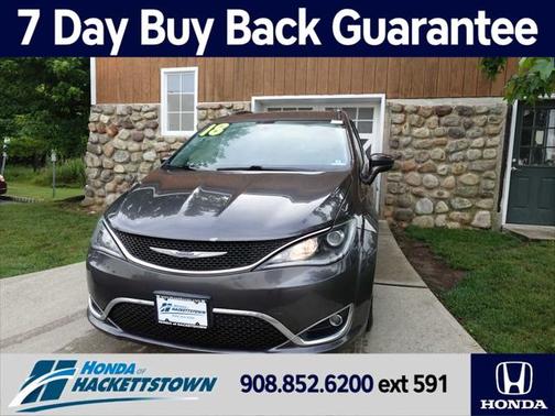 2018 Chrysler Pacifica Touring-L