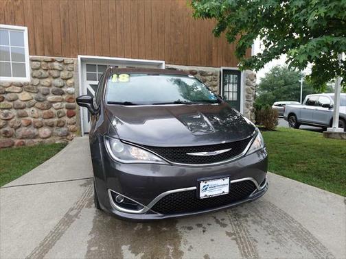 2018 Chrysler Pacifica Touring-L