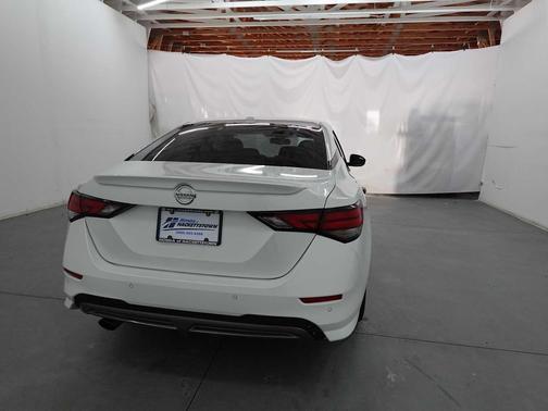 2021 Nissan Sentra SR