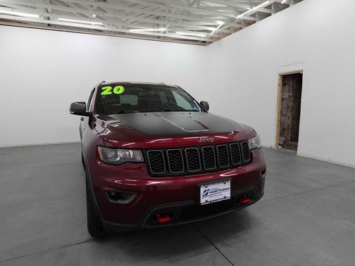 2020 Jeep Grand Cherokee Trailhawk