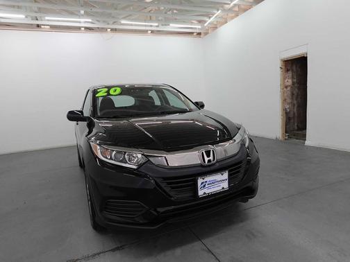 Crystal Black Pearl 2020 Honda HR-V LX