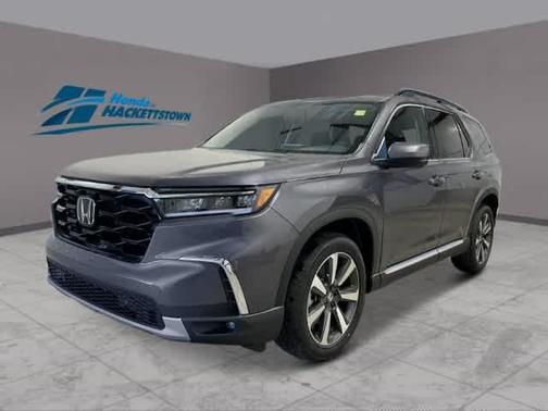 2025 Honda Pilot Touring 8-Passenger