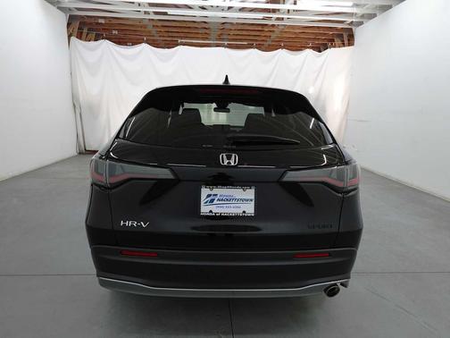 Crystal Black Pearl 2024 Honda HR-V AWD Sport