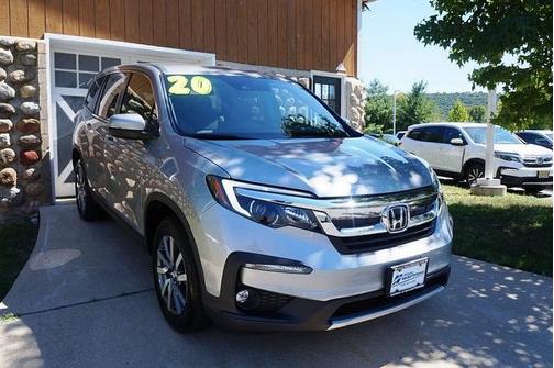 Lunar Silver Metallic 2020 Honda Pilot AWD EX