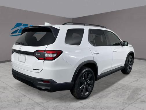 Platinum White Pearl 2026 Honda Pilot Sport