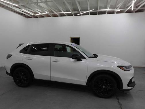 2023 Honda HR-V AWD Sport