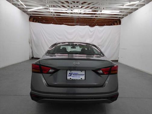 2023 Nissan Altima S FWD