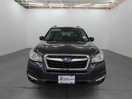 Dark Gray Metallic 2018 Subaru Forester 2.5i Limited