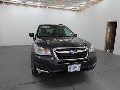 Dark Gray Metallic 2018 Subaru Forester 2.5i Limited
