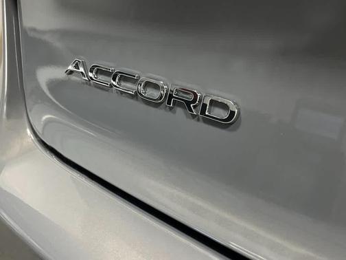 Urban Gray Pearl 2026 Honda Accord SE