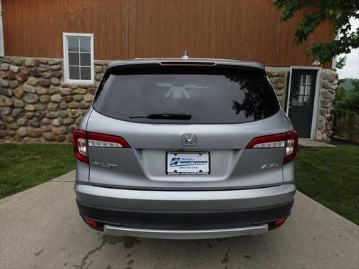 2020 Honda Pilot AWD EX