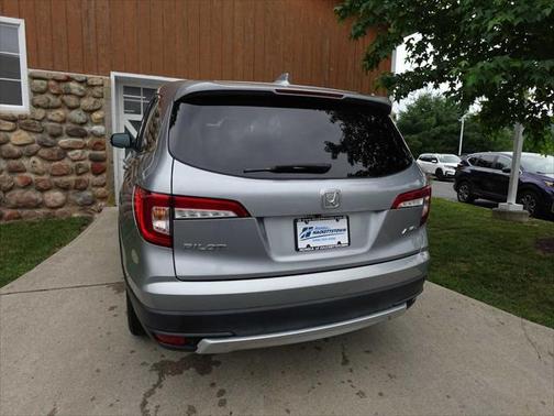2020 Honda Pilot AWD EX