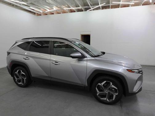 Shimmering Silver 2023 Hyundai TUCSON SEL