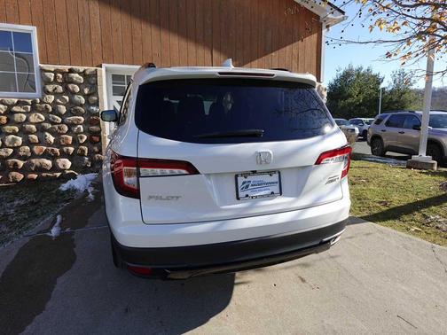 2022 Honda Pilot AWD Sport