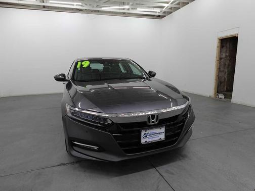 2019 Honda Accord Hybrid Touring
