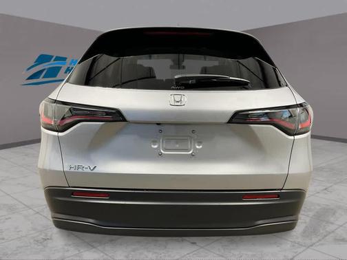Solar Silver Metallic 2027 Honda HR-V LX