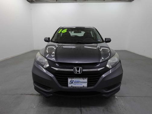 Modern Steel Metallic 2016 Honda HR-V LX