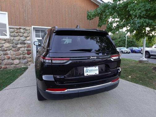 2022 Jeep Grand Cherokee 4xe Base