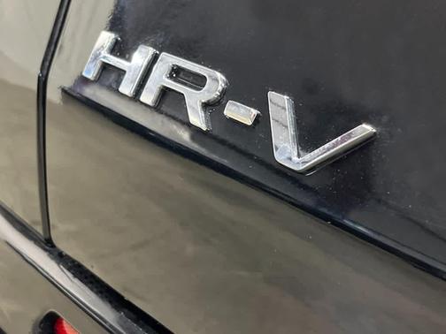 Crystal Black Pearl 2027 Honda HR-V EX-L