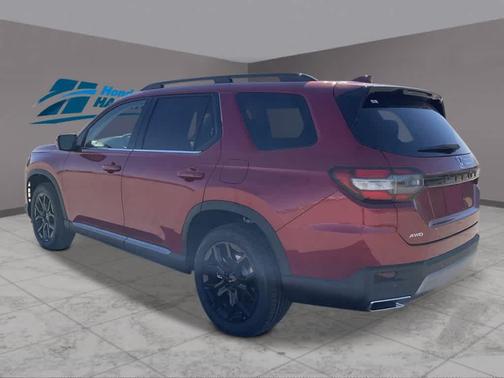 2025 Honda Pilot Touring 8-Passenger