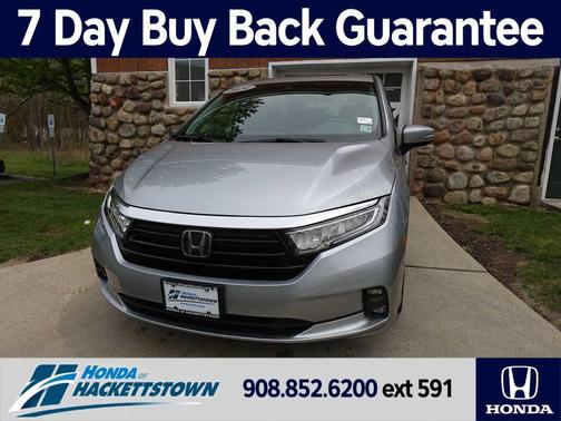 Lunar Silver Metallic 2024 Honda Odyssey EX-L