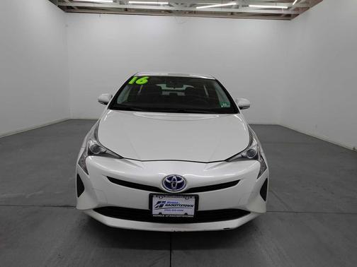 2016 Toyota Prius Two