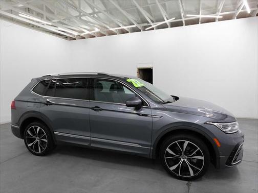 2022 Volkswagen Tiguan 2.0T SEL R-Line 4MOTION