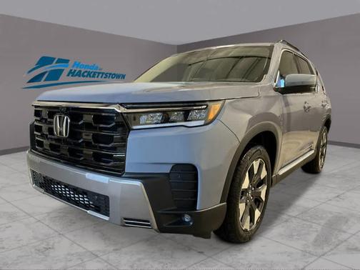 Sonic Gray Pearl 2026 Honda Pilot Touring 8-Passenger