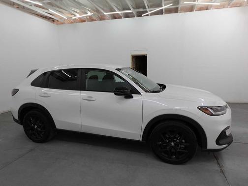 2025 Honda HR-V AWD Sport