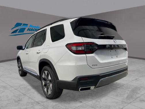 Platinum White Pearl 2026 Honda Pilot Elite
