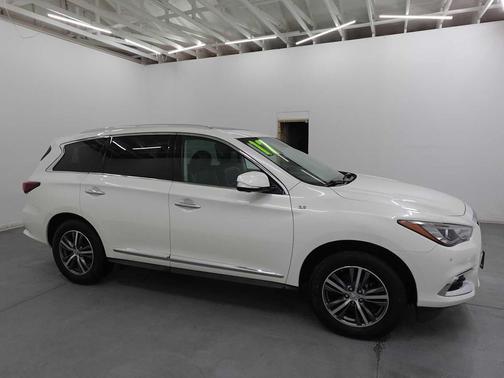 2017 INFINITI QX60 Base