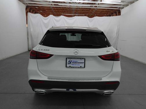 Polar White 2023 Mercedes-Benz GLA 250 4MATIC
