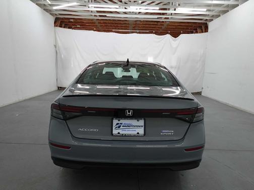 2025 Honda Accord Hybrid Base