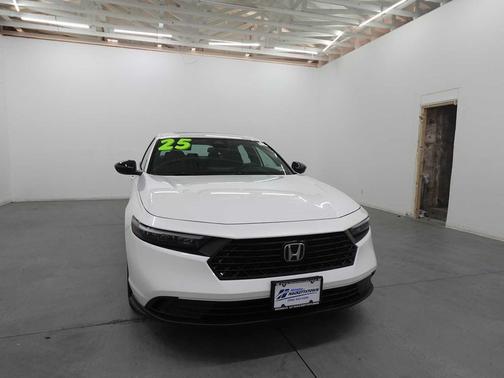 2025 Honda Accord Hybrid Base