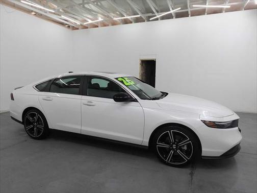 2025 Honda Accord Hybrid Base