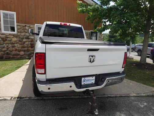 2017 RAM 2500 Tradesman Crew Cab 4x4 6'4' Box