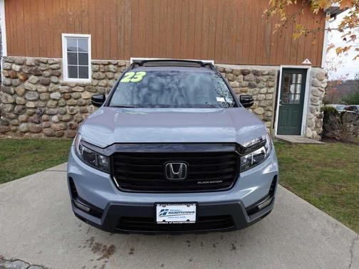 2023 Honda Ridgeline Black
