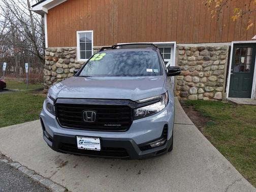2023 Honda Ridgeline Black