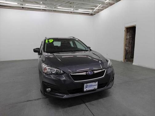 2019 Subaru Impreza 2.0i Premium
