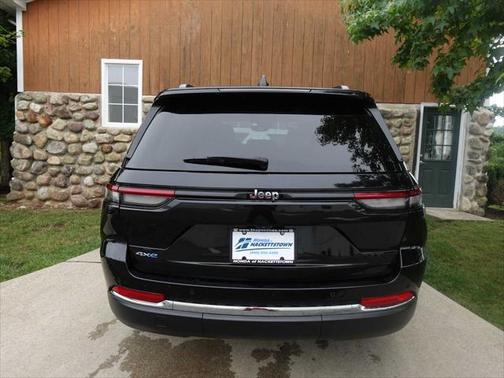 2023 Jeep Grand Cherokee 4xe Base