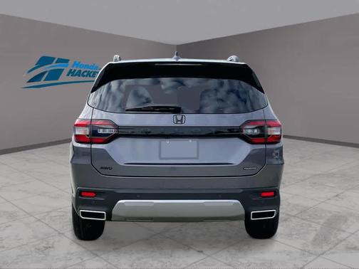 2026 Honda Pilot Touring 8-Passenger