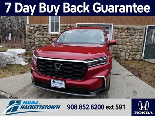 2023 Honda Pilot AWD EX-L 8 Passenger