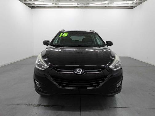2015 Hyundai TUCSON SE