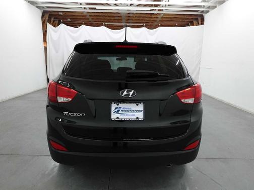 2015 Hyundai TUCSON SE