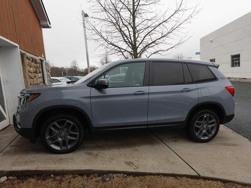 Sonic Gray Pearl 2023 Honda Passport AWD EX-L