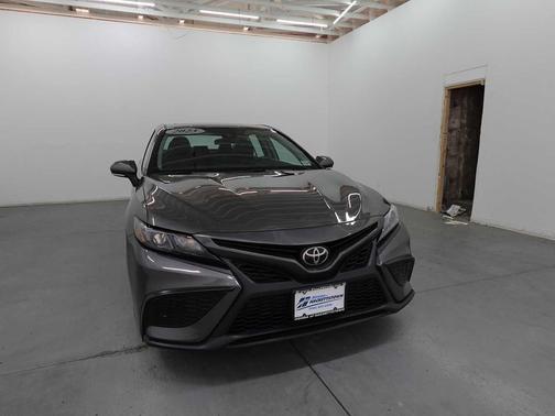 Predawn Gray Mica 2023 Toyota Camry SE