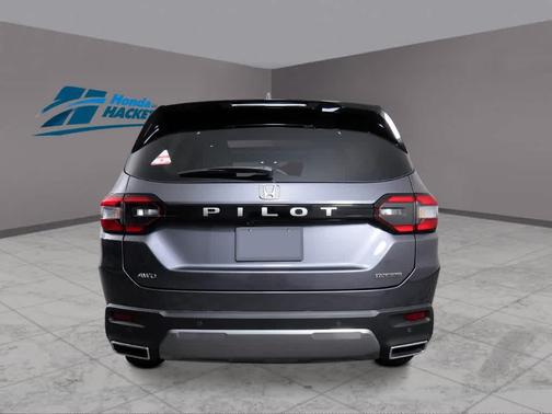 2026 Honda Pilot Touring 8-Passenger