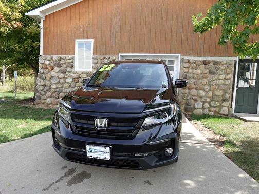 2022 Honda Pilot AWD Sport